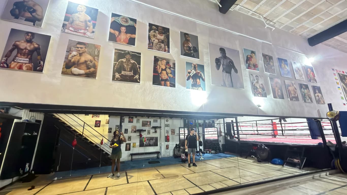 Interior of Academia & Club de Boxeo 15 Rounds